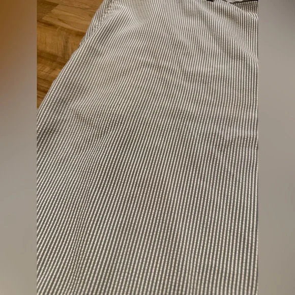 Haggar Men's Striped Flat Front Shorts - Picture 2 of 5